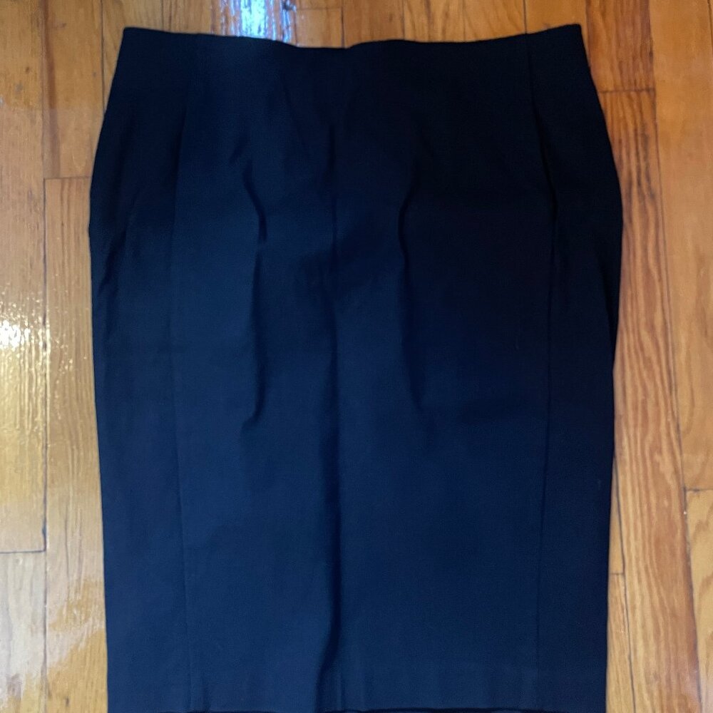 Black pencil skirt size 16 - never worn